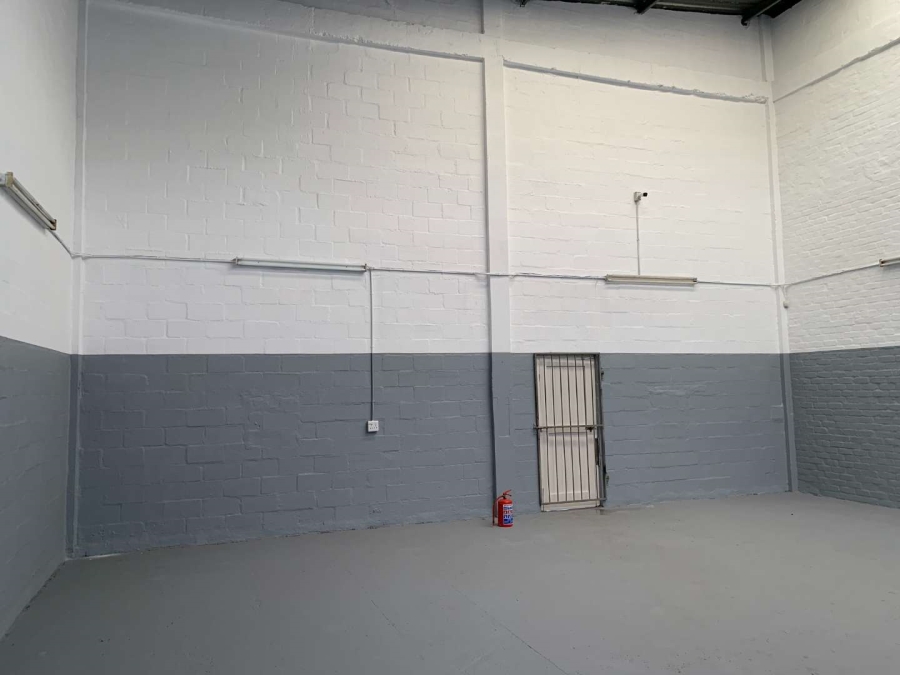 To Let commercial Property for Rent in Parow East Western Cape